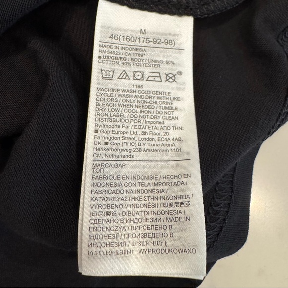 NWT Gap Cotton Blend Crochet Black Halter Top Lined Black Medium - Picture 7 of 7